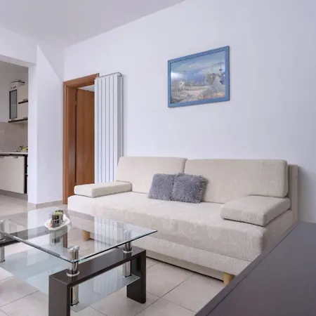 Ena شقة فربوسكا