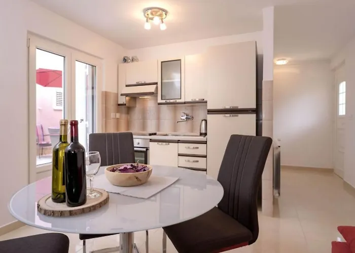 Ena Apartment