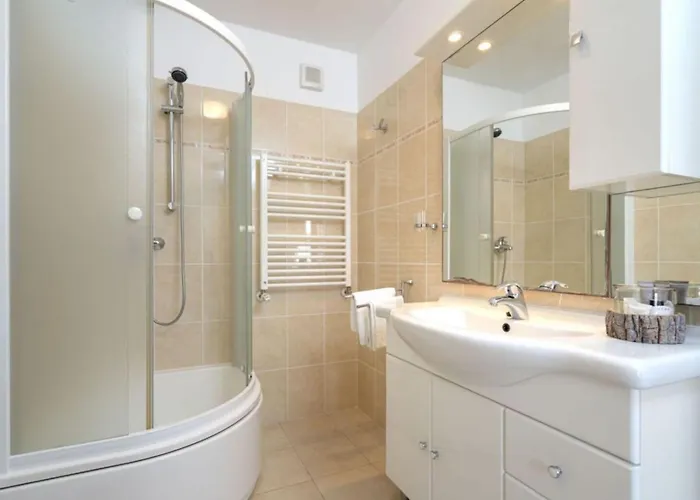 Ena Apartment *