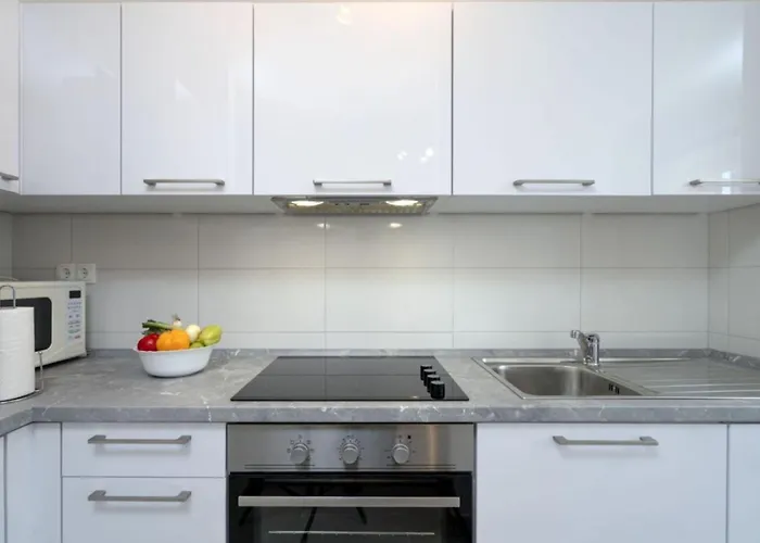 Apartment Ena *