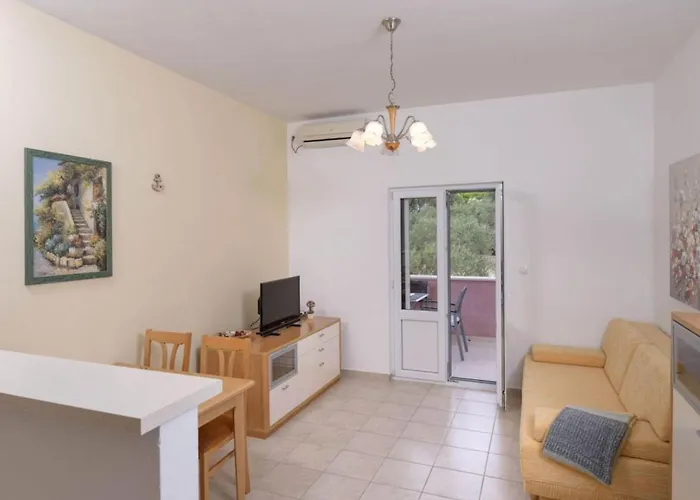 Ena Apartment *