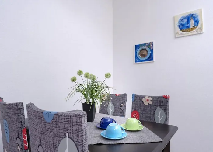 Ena Apartment *