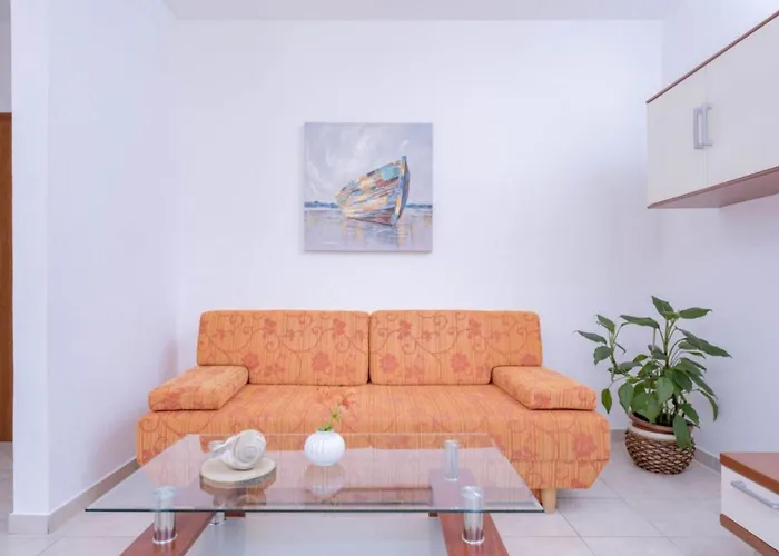 Apartment Ena *